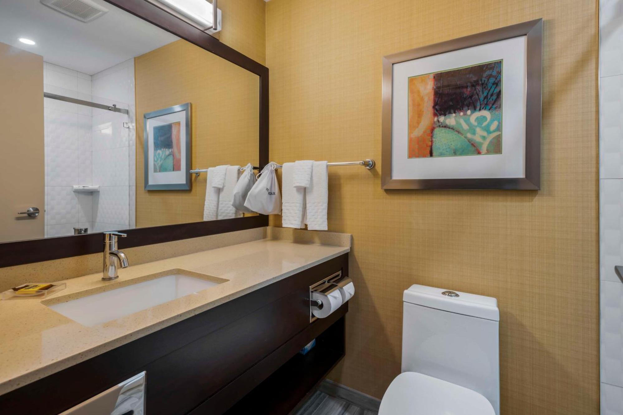 Best Western Plus Chateau Fort St. John Exterior photo